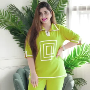 Women Side Cutting Plugget Polo Olive T-Shirt –